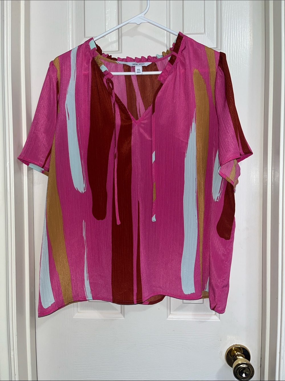 Nine West Bright Pink Abstract Stripe V-Neck Women’s Top XXL